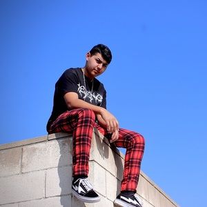 Meet your Posher, Edric